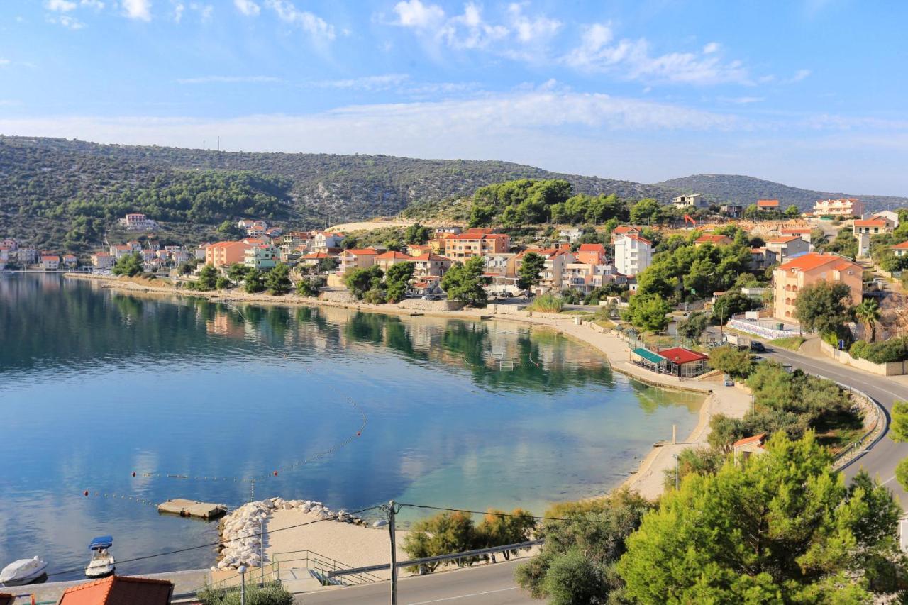 Apartments By The Sea Marina, Trogir - 9037 外观 照片