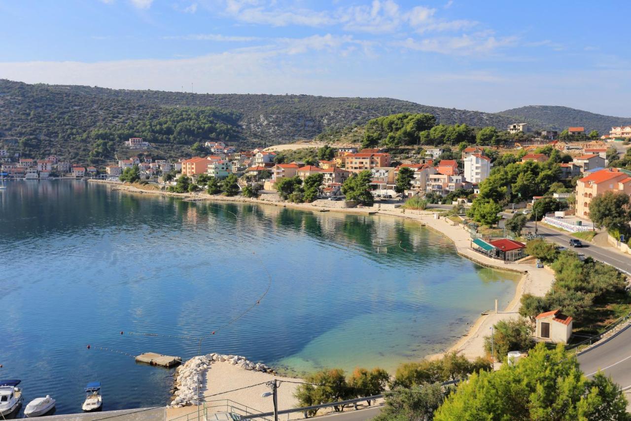 Apartments By The Sea Marina, Trogir - 9037 外观 照片