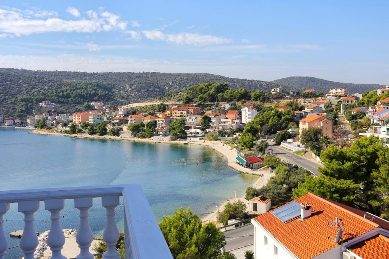 Apartments By The Sea Marina, Trogir - 9037 外观 照片